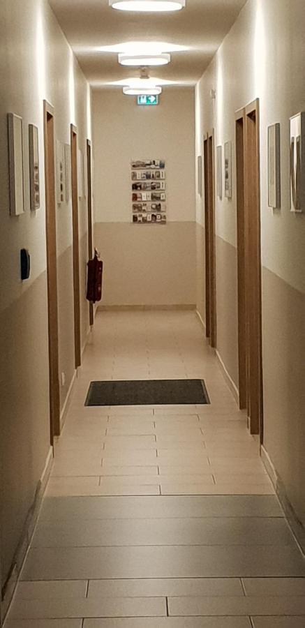Airport Hotel One Aparthotel Sylt Экстерьер фото