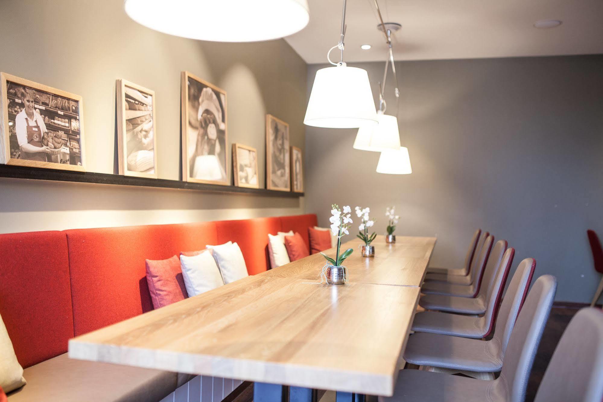 Airport Hotel One Aparthotel Sylt Экстерьер фото
